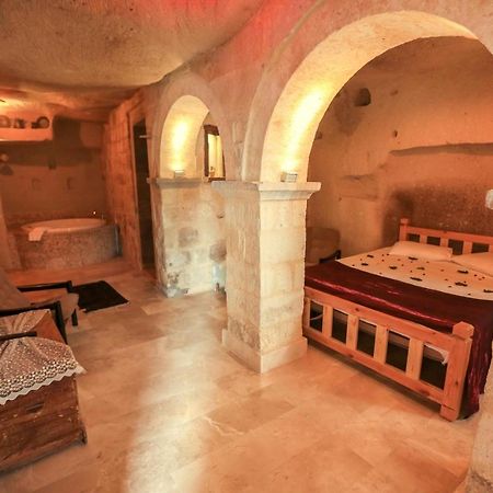Abu Hayat Cave Suites Ortahisar エクステリア 写真