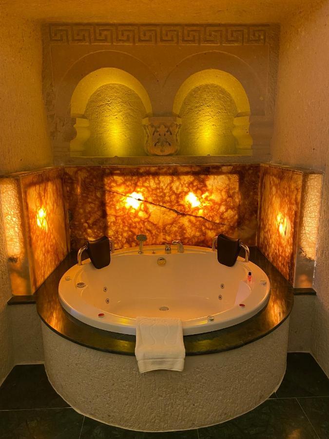 Abu Hayat Cave Suites Ortahisar エクステリア 写真