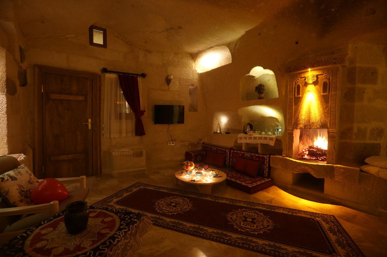 Abu Hayat Cave Suites Ortahisar エクステリア 写真